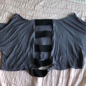 Cropped workout shirt